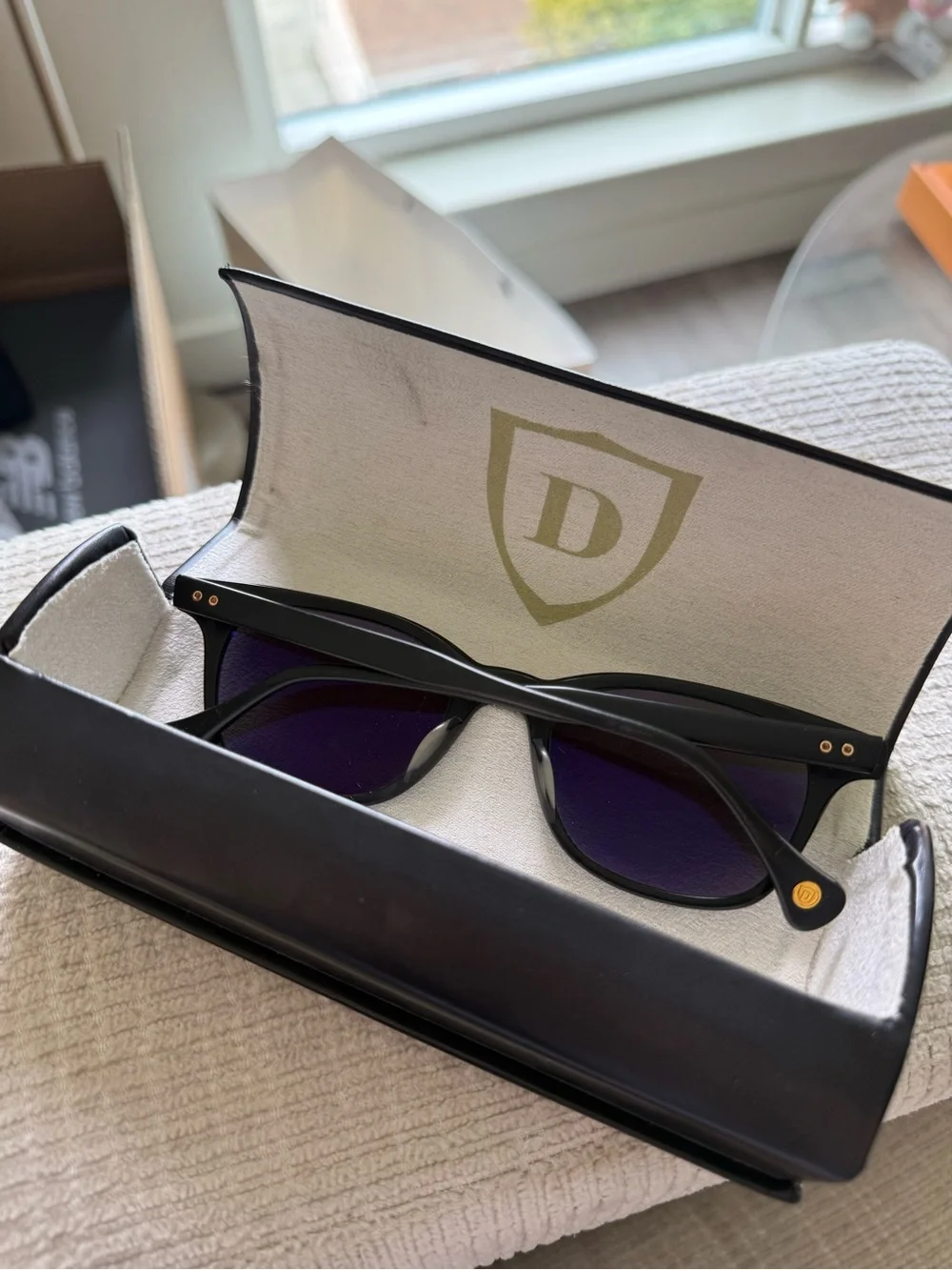DITA stranger model